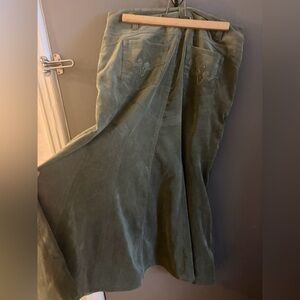 Vintage y2k Orly green corduroy maxi‎ skirt with embellished back pockets